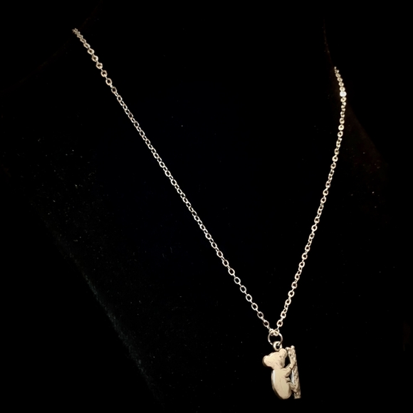 koala bear necklace 3/8" stainless steel pendant on a silvertone necklace chain - Picture 5 of 12